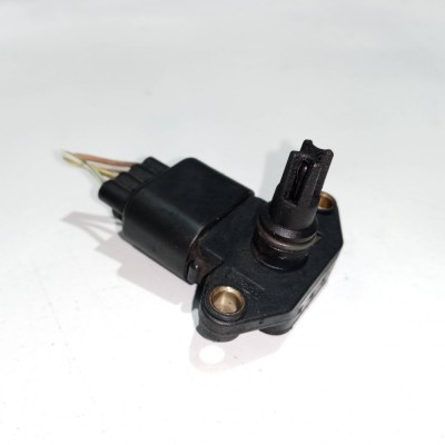 Senzor presiune supraalimentare Ford Focus 1.6B foto