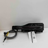 M&acirc;ner exterior ușă st&acirc;nga spate PORSCHE MACAN 95B 2015 OEM: 95B.839.885.B,95B839885B 23780989