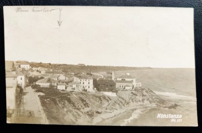 Constanta - Konstanza - aprox. 1917, tip fotografie a unei zone de plaja cu mare, faleza si case, scrisa in germana dar necirculata, rezolutie buna foto