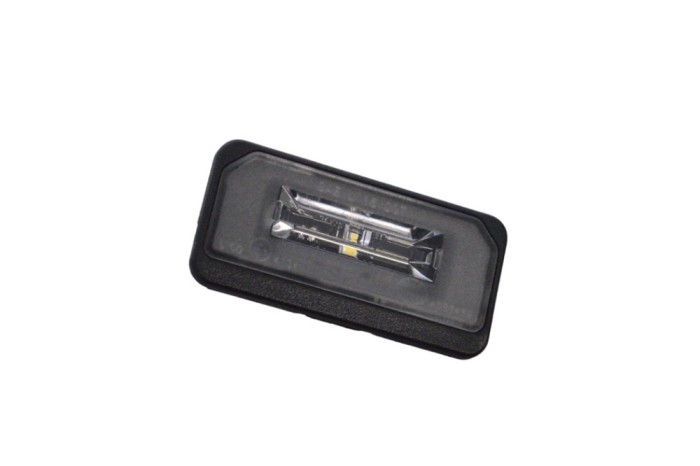 Iluminare interioară TESLA MODEL S 2016 OEM: 1034341-00-B 23126301
