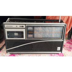 Cauti Radiocasetofon vintage Grundig C8000 Automatic, defect, la pret final!?  Vezi oferta pe Okazii.ro