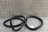 Garnitura ușă dreapta spate BMW 3 G20, G28 2024 OEM: 7407375 | 30739492