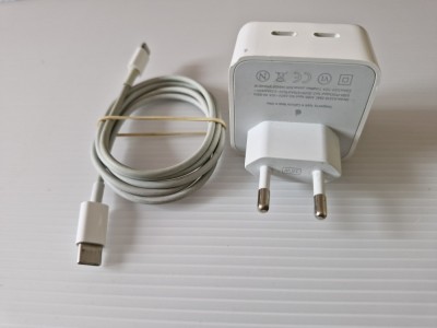 Incarcator APPLE Cu cablu usb tip C- Model A2246 EMC4066- Impecabil ORIGINAL APPLE foto