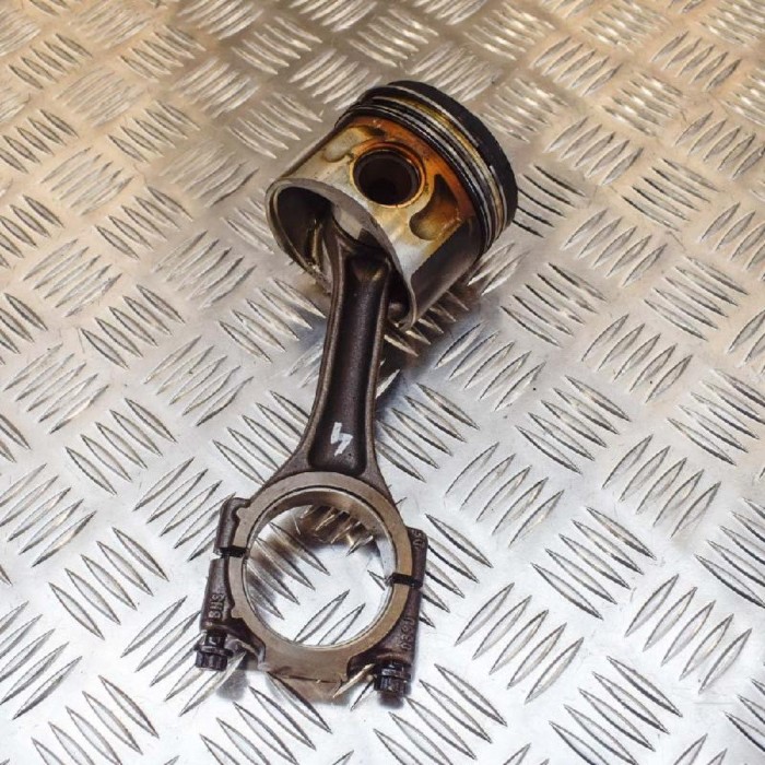 Piston AUDI A3 8P1 2006 OEM: 03G107065038198401E 3764091