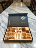 Set tac&acirc;m roz 24 piese cu finisaj lucios