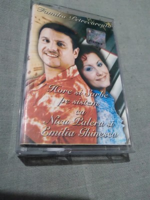 CASETA AUDIO FAMILIA PETRECAREATA HORE SI SARBE PE SISTEM VOL 1 ORIGINALA foto