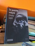&Icirc;n spatele măștilor - Emma Sayle