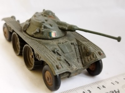 bnk jc Dinky Franta 80A Panhard EBR foto