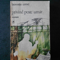 Laurentiu Cernet - Privind peste umar (1990)
