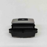 Buton fr&acirc;nă de m&acirc;nă LAND ROVER RANGE ROVER VELAR L560 2018 OEM: J8A2-2B623-AA | 23055301