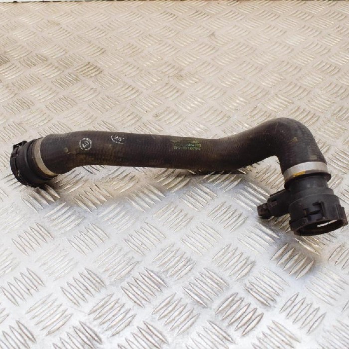 Furtun radiator răcire dreapta BMW 3 Cabrio E46 2002 OEM: 14363621436408 | 2238480