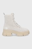 Steve Madden Bocanci din piele &icirc;ntoarsă femei, culoarea crem, cu toc plat