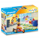 Cumpara ieftin Jucarie Playmobil Family Fun, Club de joaca pentru copii 70440