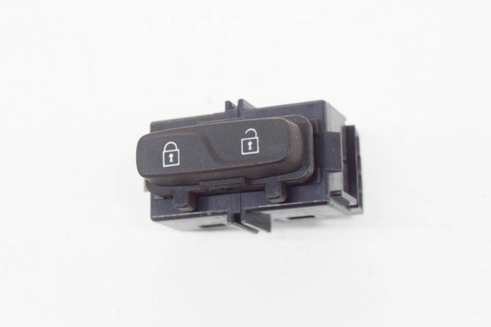 Comutator &icirc;nchidere centralizată VOLVO XC60 2014 OEM: 31343100 12064891
