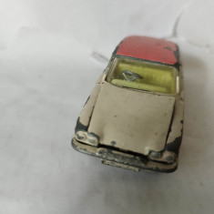 bnk jc Corgi 234 Ford Consul Classic