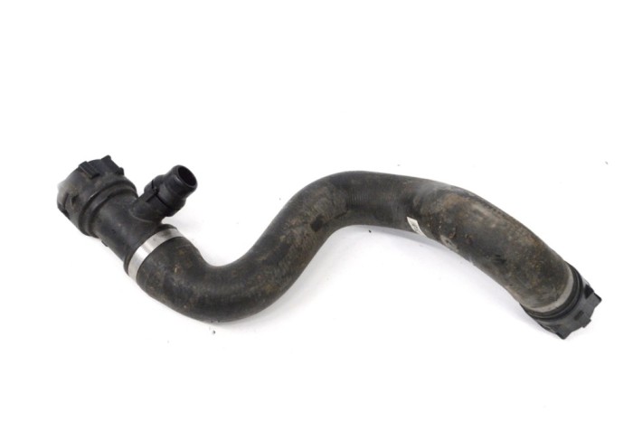 Furtun de lichid de răcire BMW 3 F30, F80 2018 OEM: 8667356 17167552
