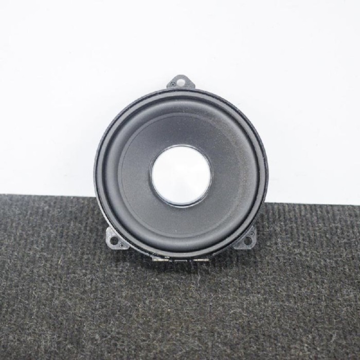 Difuzor ușă dreapta spate LAND ROVER DISCOVERY IV L319 2013 OEM: BH22-18808-FA,BH22-18808-FA,S79EB 10395377