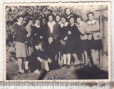 bnk foto - Grup de fete - Foto Peles Ploiesti 1943