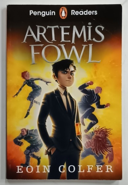 ARTEMIS FOWLby EOIN COLFER. illustrated by GIOVANNI RIGANO , SERIES &#039; PENGUIN READERS &#039; , LEVEL 4 , 2020, PREZINTA INSEMNARI SI SUBLINIERI *