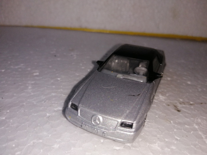 bnk jc Corgi Mercedes Benz 500 SL