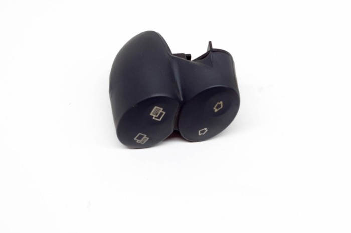 Buton de pe volan MERCEDES-BENZ SL R230 2002 OEM: A2308202310 14691909