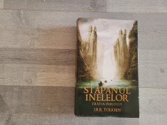 Stapanul inelelor.Fratia inelului de J.R.R.Tolkien foto