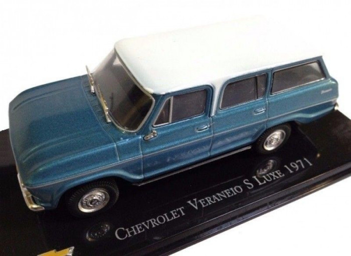 Macheta Chevrolet Veraneio S Luxe - 1971 scara 1:43