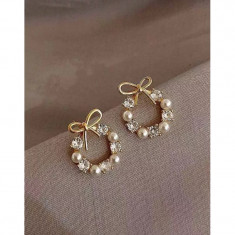Cercei eleganti minimalisti cu perle si strasuri
