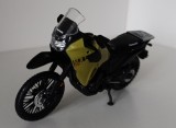 Macheta motocicleta Kawasaki KLR650 MK3 2022 verde - Maisto 1/18