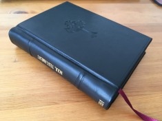 NOUL TESTAMENT BUCURESTI 1951.EDITIE RARISIMA TIPARITA IN AL 3LEA AN DE LA INSCAUNAREA PF JUSTINIAN. TRAD. PATRIARHUL NICODIM- COPERTI PIELE LUX !