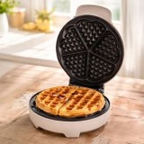 Aparat Electric pentru Vafe, 1000W, 19.5 cm, Bej, CMCLASS