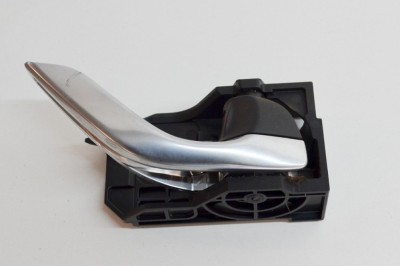 M&amp;acirc;ner de deschidere interior dreapta spate MAZDA CX-5 KE, GH 2012 OEM: KD53T8314 14357684 foto