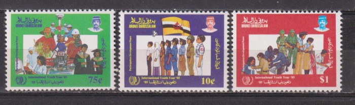 ANUL INTERNATIONAL AL TINERETULUI 1985 BRUNEI MI. 314-316 MNH