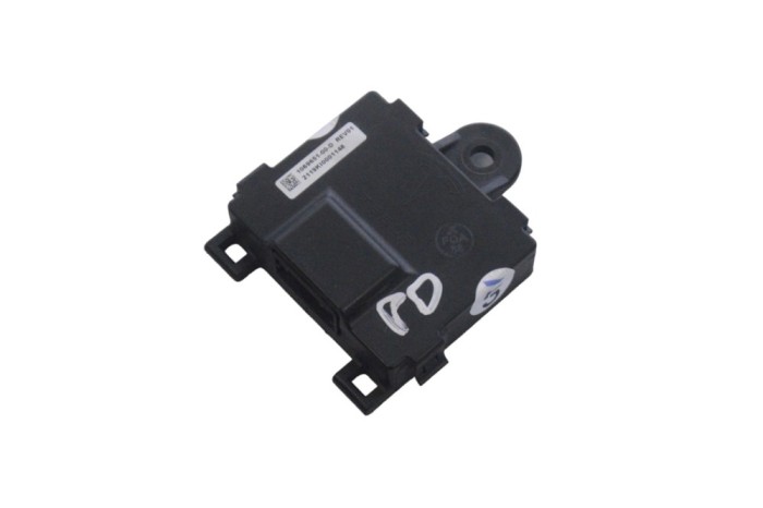 Modul de control ușă dreapta față TESLA MODEL S 2014 OEM: 1069651-00-D 24566064