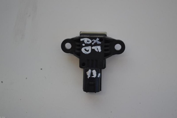 Senzor de impact lateral dreapta JAGUAR XF X250 2013 OEM: 0D20B0F9,CK52-14C676-AA 2359002