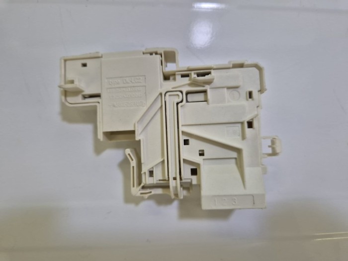 Mecanism inchidere usa masina de spalat verticala Whirlpool TDLR / C12