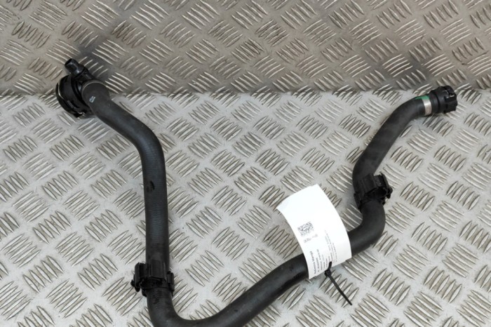 Furtun de lichid de răcire BMW i4 G26 2023 OEM: 8477899 23820909