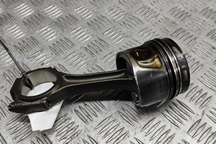 Piston AUDI A6 4G2, C7, 4GC 2013 OEM: 03L107065S,038198401F 28955402