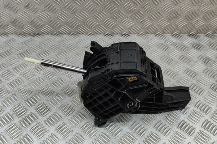 Timonerie cutie de viteze TOYOTA SIENNA _L4_ 2020 OEM: MPV | 27274942