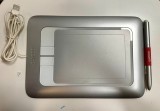 Tabletă grafică Wacom Bamboo Fun CTH-461/S cu stylus și cablu USB