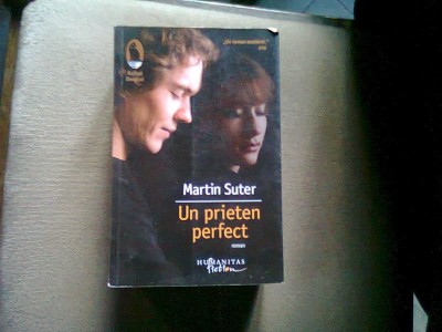 UN PRIETEN PERFECT - MARTIN SUTER foto