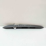 Ornament lampa număr de &icirc;nmatriculare INFINITI Q30 2019 OEM: 90818-5DA1A,90818-5DJ1A,90818-5DB1A,90818-5DL1A 31517449