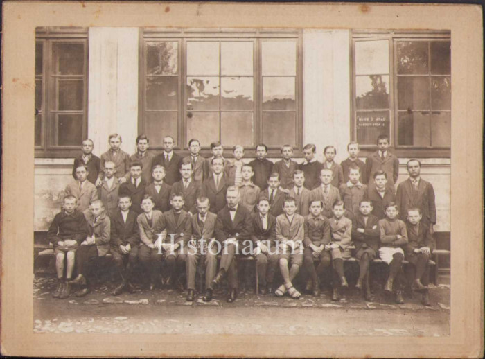 HST P2/252 Poză elevi Arad 1919