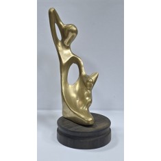 Maternitate, Bronz sculptat, Secol XX