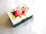 cutie lemn decorata cu trandafiri 43635