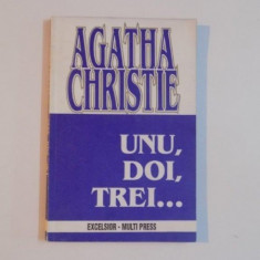 UNU , DOI , TREI de AGATHA CHRISTIE , 1948