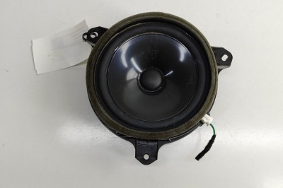 Difuzor ușă dreapta față LEXUS UX _AA1_, _AH1_, _MA1_ 2022 OEM: 86160-76140 30272625 foto