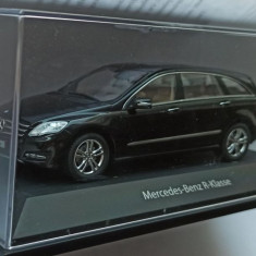Macheta Mercedes R-Class 2011 W251 Facelift Negru - Minichamps 1/43