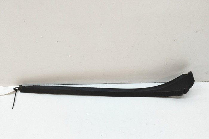 Ornament vertical parbriz dreapta MERCEDES-BENZ GLB X247 2024 OEM: A2476904800 | 31862942