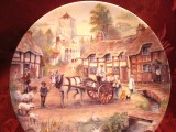 FARFURIE DECORATIVA PORTELAN ROYAL WORCESTER ANGLIA VANZATOR DE LAPTE 2.5 CM